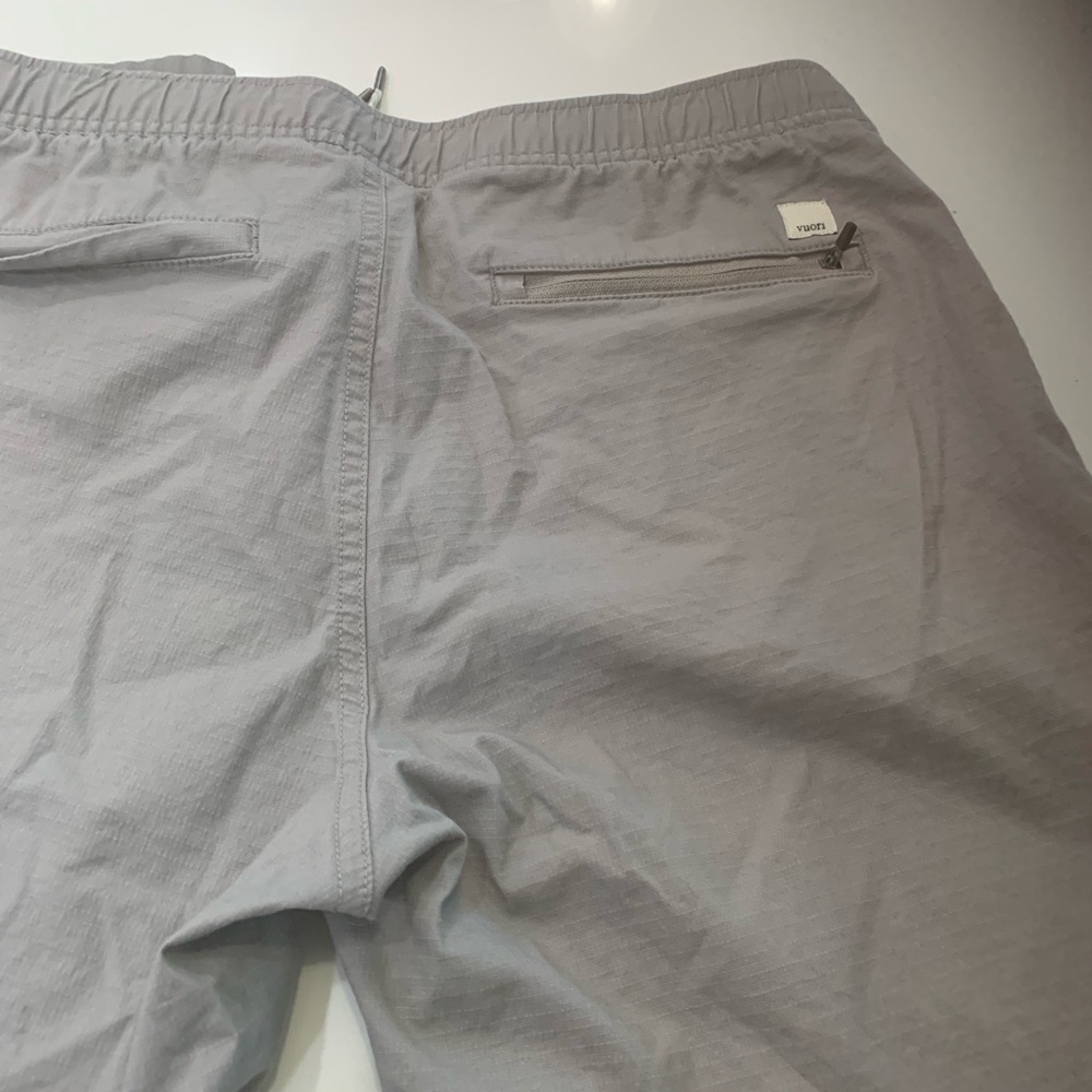 VUORI Performance Pants - Picture 4 of 11